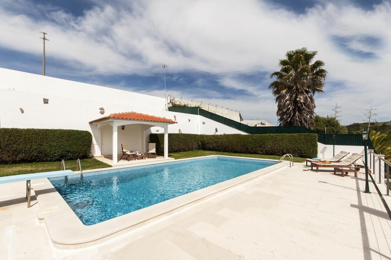 Beachouse - Surf, Bed & Breakfast Ericeira Eksteriør billede