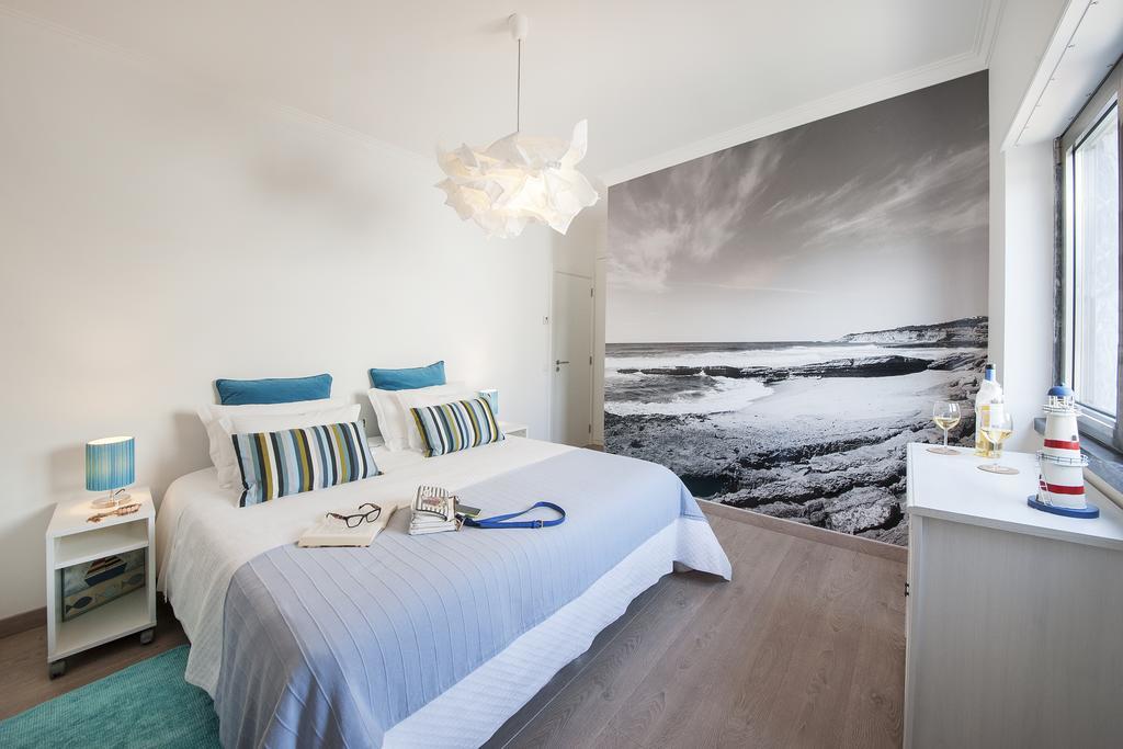Beachouse - Surf, Bed & Breakfast Ericeira Værelse billede