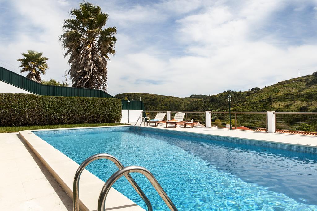 Beachouse - Surf, Bed & Breakfast Ericeira Eksteriør billede